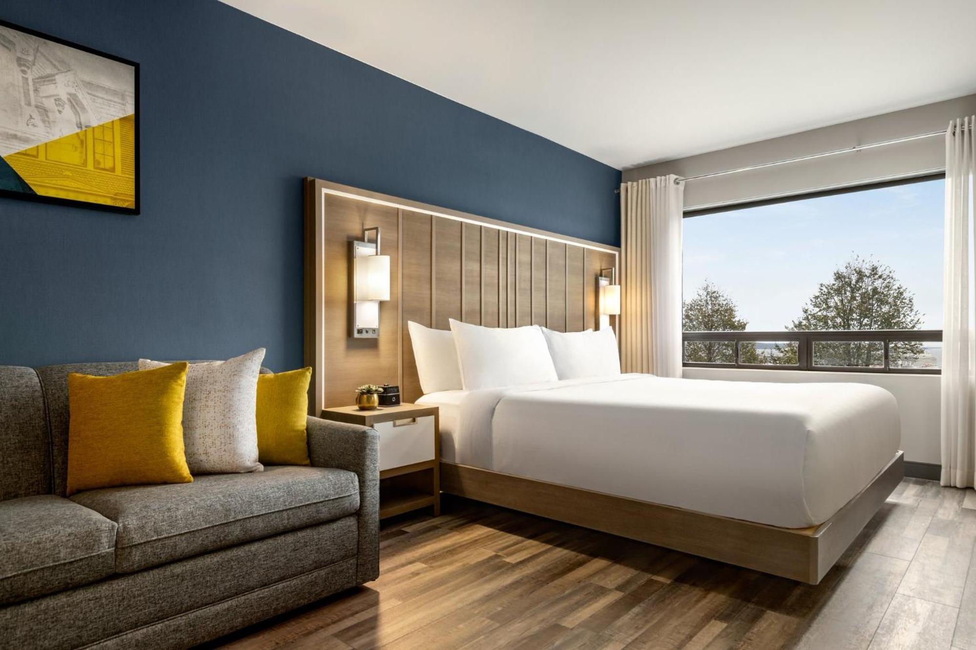Готель Crowne Plaza Saint John Harbour View By Ihg Екстер'єр фото