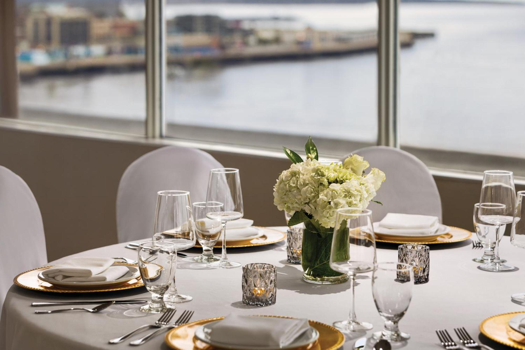 Готель Crowne Plaza Saint John Harbour View By Ihg Екстер'єр фото